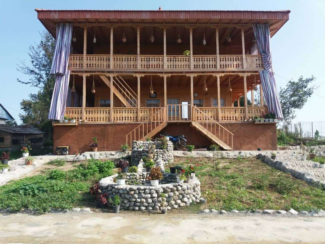 اقامتگاه دهگردی،هتل،بومگردی،اقامت،ویلا،سوئیت،کلبه،ایرانگردی، اقامتگاه بومگردی گلناز